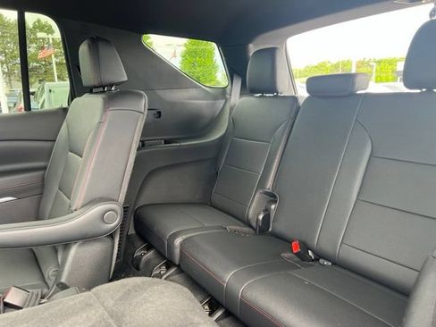 Used 2024 Chevrolet Traverse Z71 AWD/4WD image 14