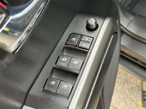 Used 2022 Toyota Tacoma TRD Sport w/ TRD Premium Sport Package image 21