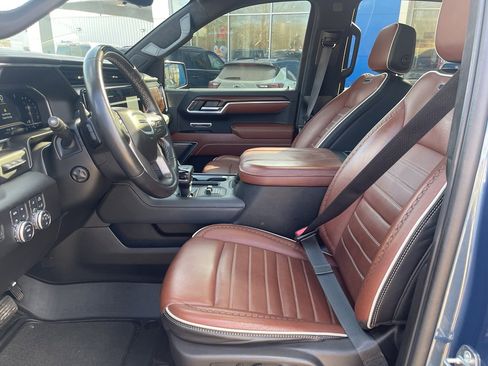 Used 2024 GMC Sierra 1500 Denali Ultimate image 4