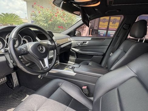 Used 2016 Mercedes-Benz E 350 4MATIC Sedan image 3