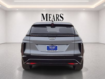 Used 2024 Cadillac Lyriq Luxury