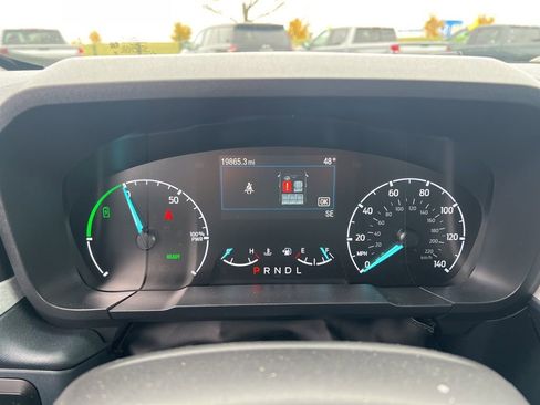 Used 2023 Ford Maverick XLT image 13