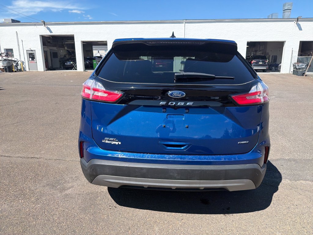 Used 2023 Ford Edge SEL w/ Convenience Package AWD/4WD image 4