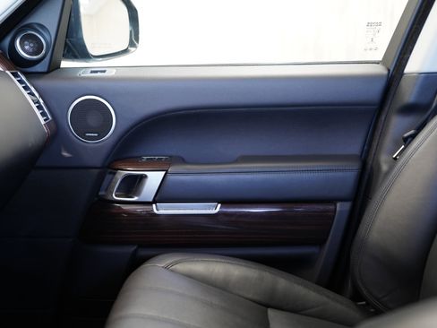 Used 2017 Land Rover Range Rover Long Wheelbase Supercharged image 32