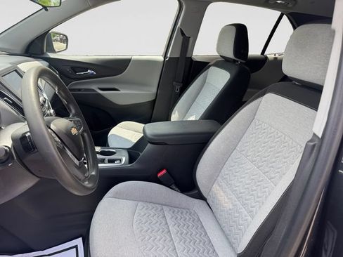 Used 2022 Chevrolet Equinox LT FWD image 11
