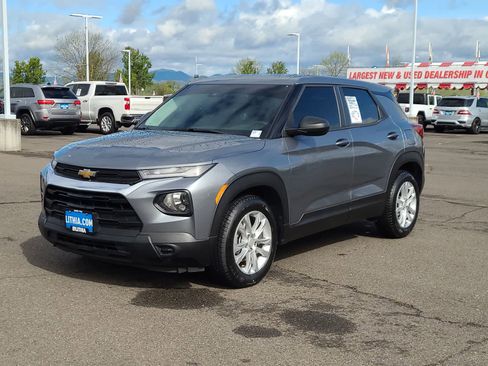 Used 2021 Chevrolet TrailBlazer LS FWD image 1