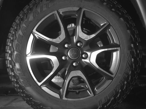 Used 2025 Jeep Compass Trailhawk image 15