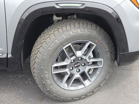 New 2026 GMC Terrain AT4 AWD/4WD image 27