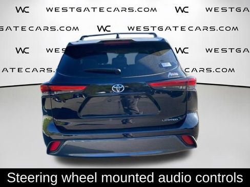Used 2021 Toyota Highlander Limited FWD image 11