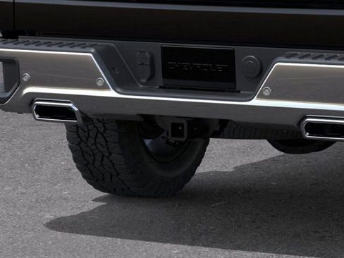 New 2026 Chevrolet Silverado 1500 LTZ w/ Z71 Off-Road Package AWD/4WD image 14