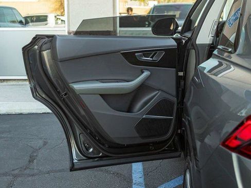 Certified 2025 Audi Q8 Premium Plus w/ Premium Plus Package image 19