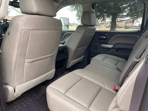 Used 2017 Chevrolet Silverado 2500 LTZ image 11