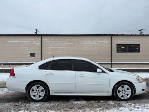Used 2010 Chevrolet Impala LS image 2