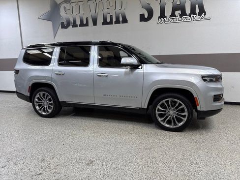 Used 2022 Jeep Grand Wagoneer Series II w/ Premium Group II image 58