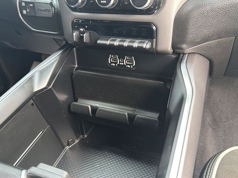 Used 2022 RAM 2500 Laramie w/ Night Edition AWD/4WD image 37