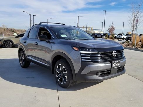 New 2026 Nissan Kicks SV image 4