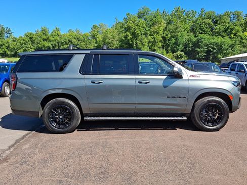 Used 2024 Chevrolet Suburban Z71 w/ Off-Road Capability Package AWD/4WD image 12