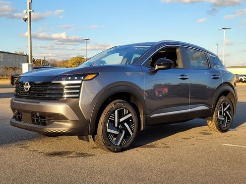 New 2026 Nissan Kicks SV w/ SV Premium Package FWD image 5