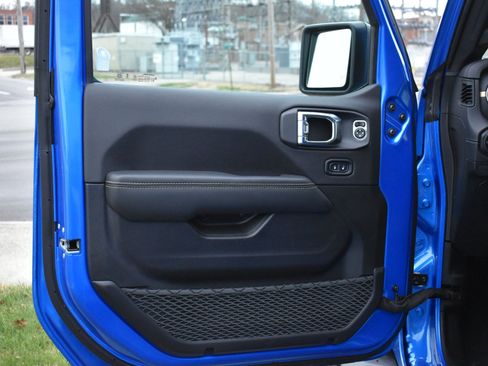 New 2026 Jeep Wrangler Unlimited Sahara image 11