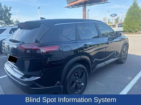 Used 2026 Nissan Rogue SV w/ Cold Weather Package FWD image 6