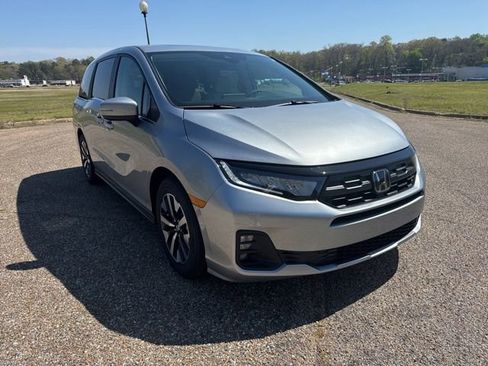 New 2026 Honda Odyssey EX-L image 2