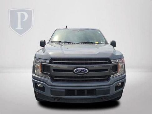 Used 2019 Ford F150 XLT w/ Equipment Group 302A Luxury AWD/4WD image 12