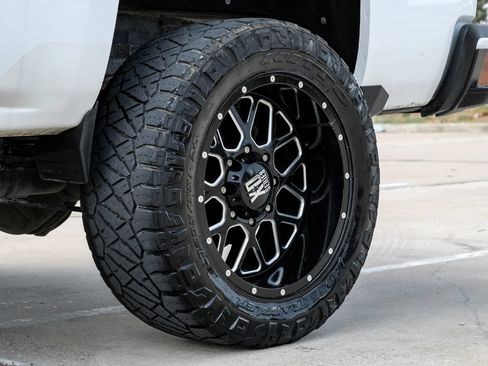 Used 2016 Chevrolet Silverado 2500 LTZ w/ Duramax Plus Package AWD/4WD image 66