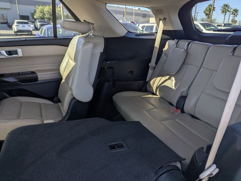 Certified 2020 Ford Explorer Limited image 8