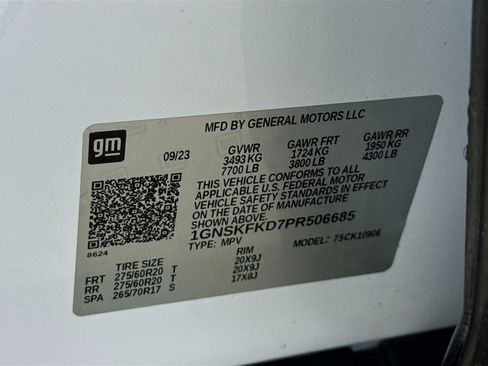 Used 2023 Chevrolet Suburban Premier image 33