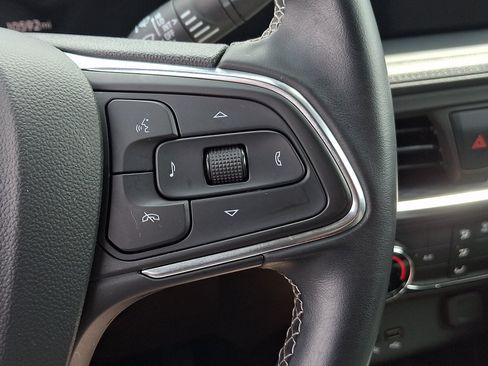 Used 2024 Buick Encore GX Preferred FWD image 21