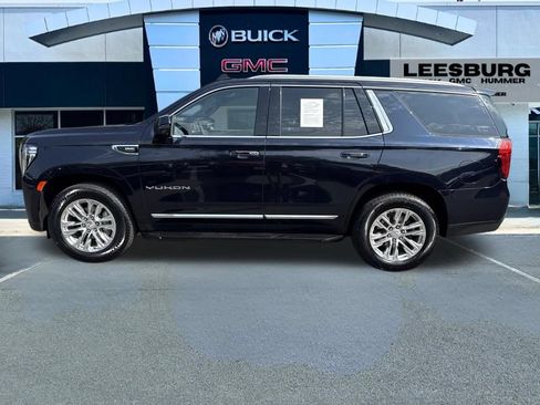 Used 2023 GMC Yukon SLT w/ SLT Premium Package AWD/4WD image 4
