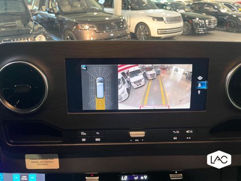 Used 2022 Mercedes-Benz Sprinter 3500 image 26