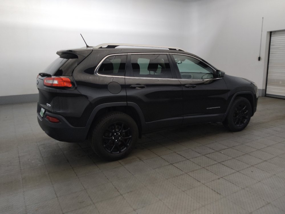 Used 2015 Jeep Cherokee Latitude AWD/4WD image 10