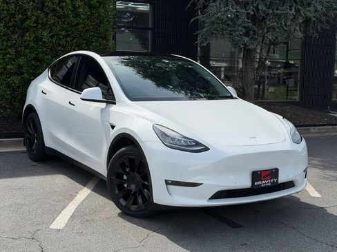 Used 2021 Tesla Model Y Long Range AWD/4WD image 6