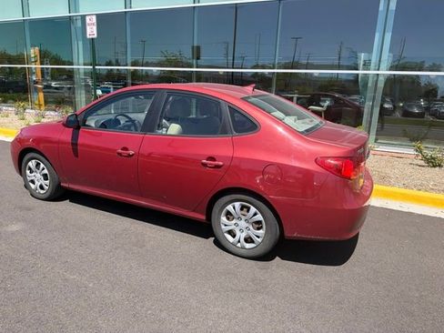 Used 2010 Hyundai Elantra GLS FWD image 6