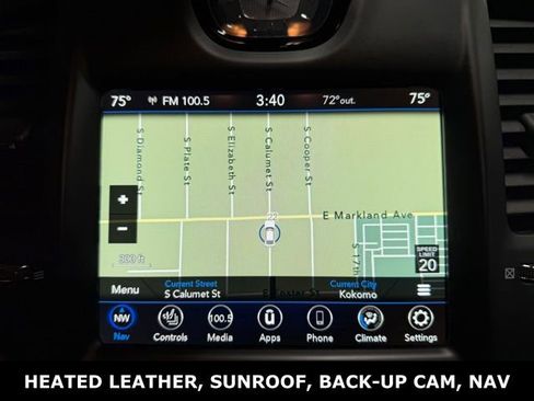 Used 2022 Chrysler 300 S image 41