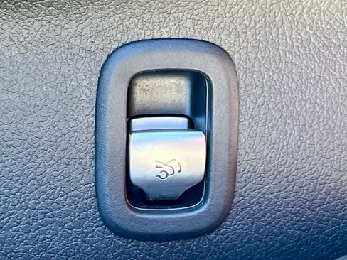Certified 2022 Mercedes-Benz C 300 4MATIC Sedan image 34