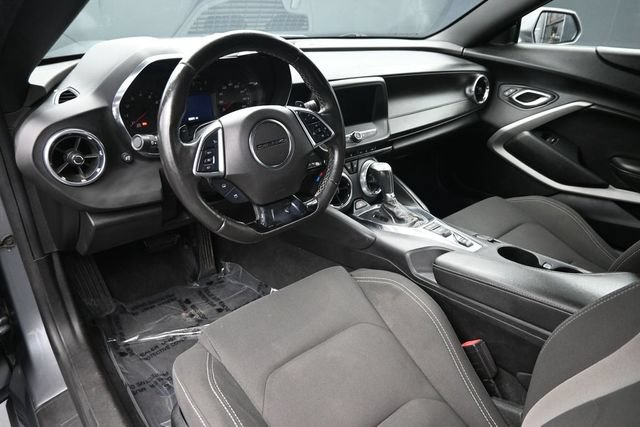 Used 2020 Chevrolet Camaro LT RWD image 11