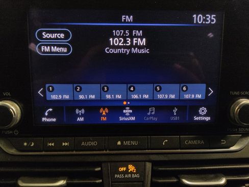 Used 2024 Nissan Altima 2.5 SV FWD image 25