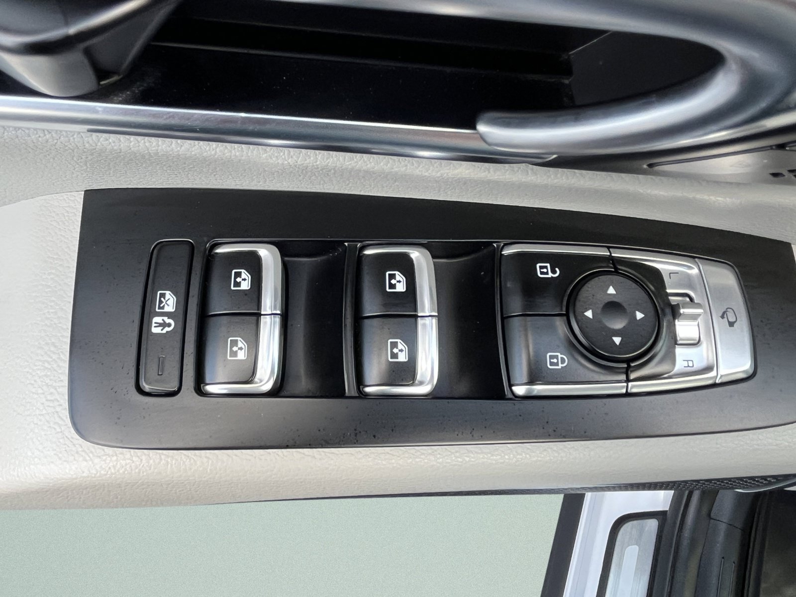 Used 2023 Kia Telluride SX Prestige AWD/4WD image 26