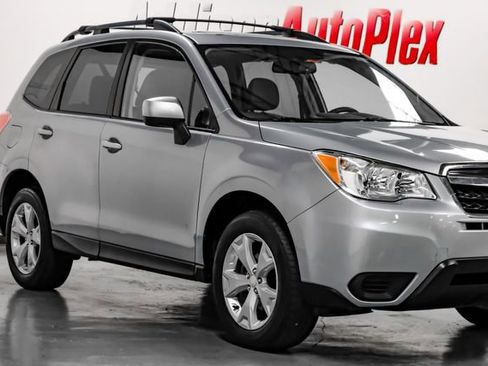 Used 2016 Subaru Forester 2.5i Premium w/ Popular Package #1 AWD/4WD image 6