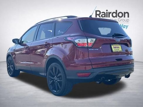 Used 2018 Ford Escape SE w/ SE Sport Appearance Package FWD image 5