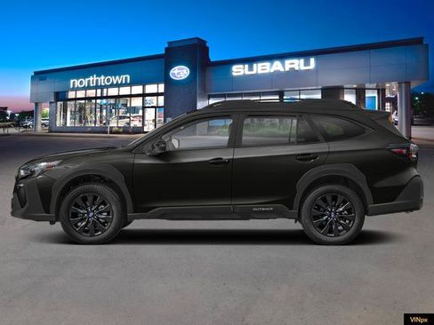 Used 2025 Subaru Outback Onyx Edition image 3