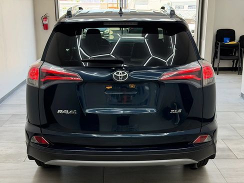Used 2017 Toyota RAV4 XLE w/ Carpet Mat Package FWD image 7