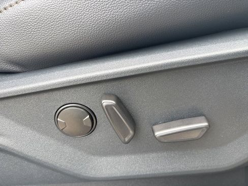 New 2025 Ford F150 Lariat w/ Equipment Group 501A Mid image 25