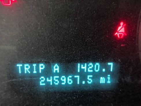 Used 2011 Ford Escape XLT w/ 203A Rapid Spec Order Code FWD image 41