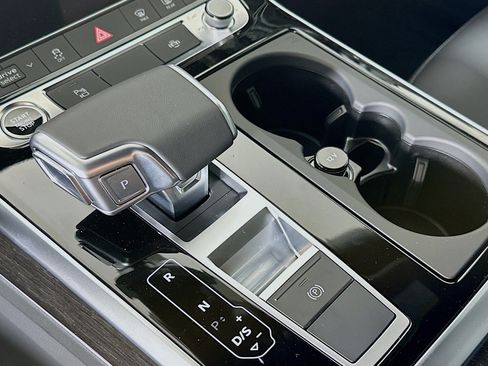 New 2026 Audi Q8 Premium AWD/4WD image 7