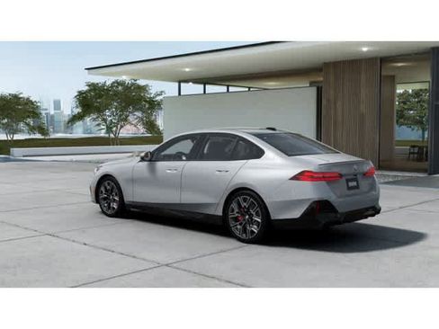 New 2026 BMW 540i xDrive w/ Executive Package image 2