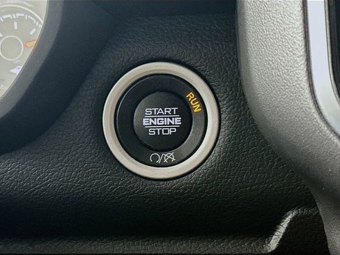 Used 2024 RAM 2500 Big Horn w/ Bed Utility Group image 26