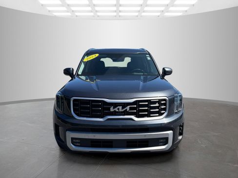 Used 2024 Kia Telluride SX Prestige AWD/4WD image 2